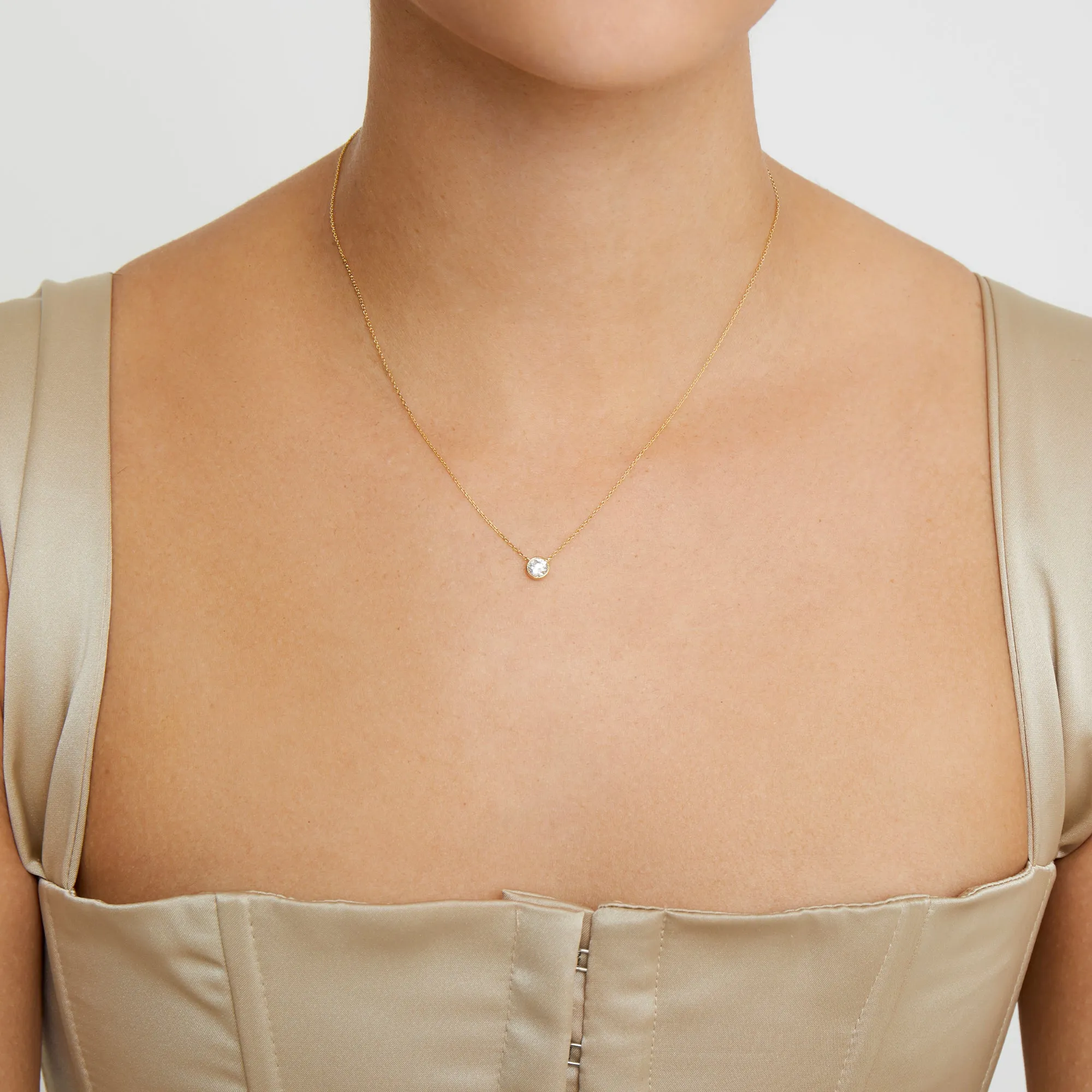 THE SOLITAIRE BEZEL CHOKER